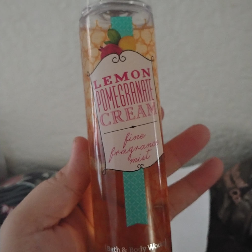 Bath and Body Works Spray